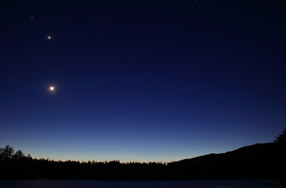Thorndike Pond Venus and Mars in Evening Sky