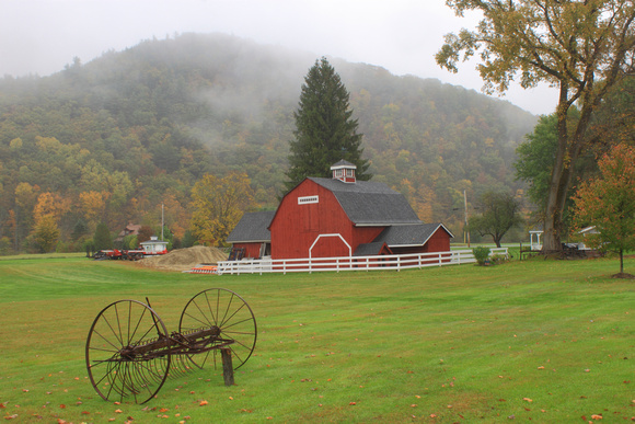 Mohawk Trail Farm in Autumn