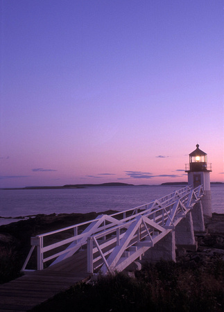 Marshall Point Lighthouse dusk