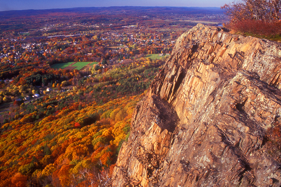 Mount Tom Traprock Ridge in Autumn