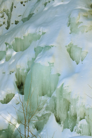 Moss Glen Falls Frozen